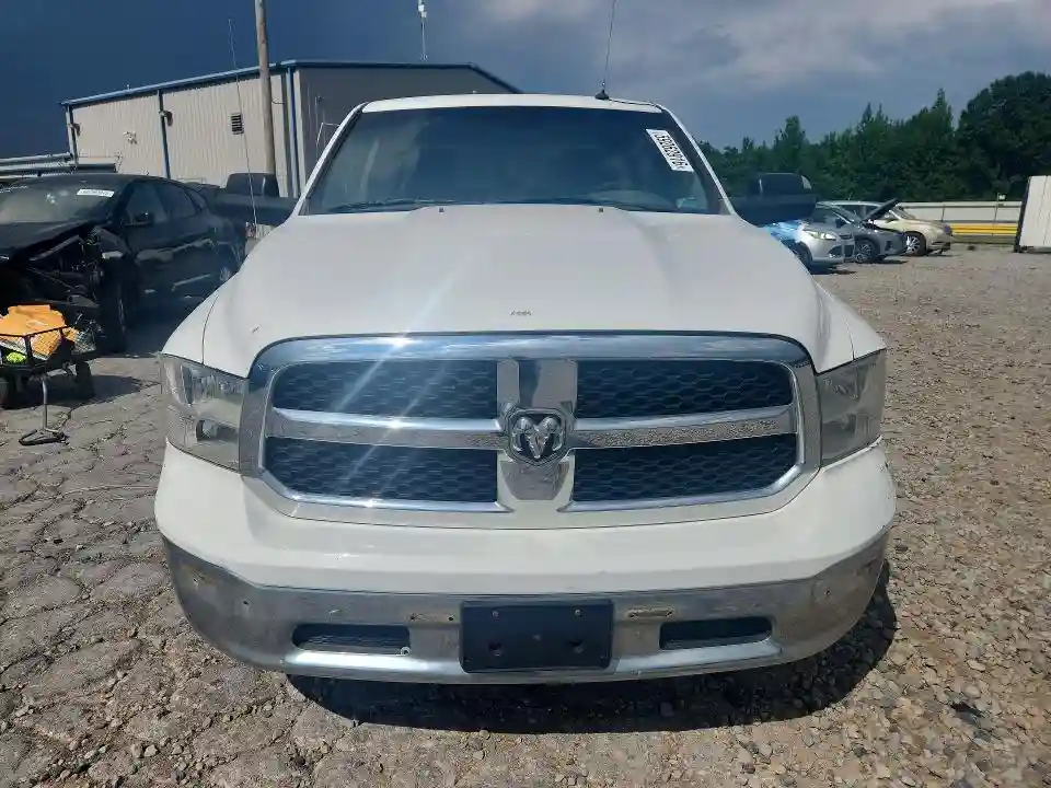 1C6RR6KT3KS555210 2019 RAM 1500-4