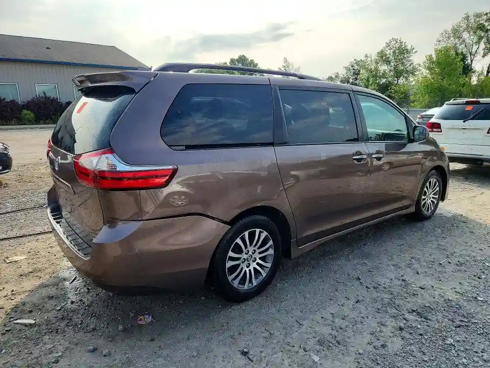 5TDYZ3DCXLS044555 2020 TOYOTA SIENNA-2