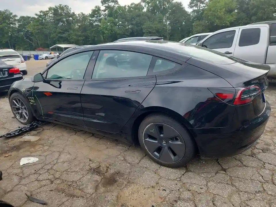 5YJ3E1EA9PF668011 2023 TESLA MODEL 3-1