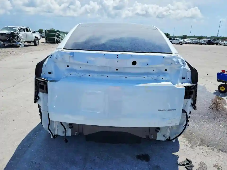 7SAYGDEE8TA396999 2026 TESLA MODEL Y-5