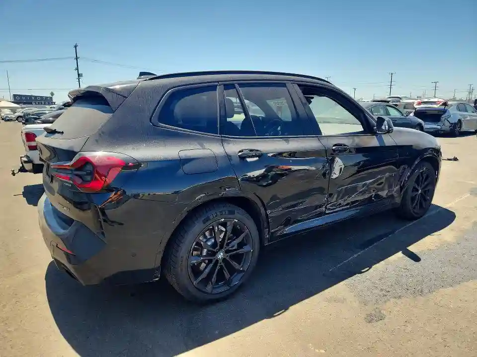 5UX43DP05R9W52674 2024 BMW X3-2