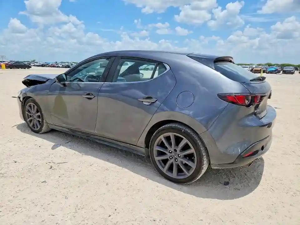 JM1BPAJM9K1138497 2019 MAZDA 3-1