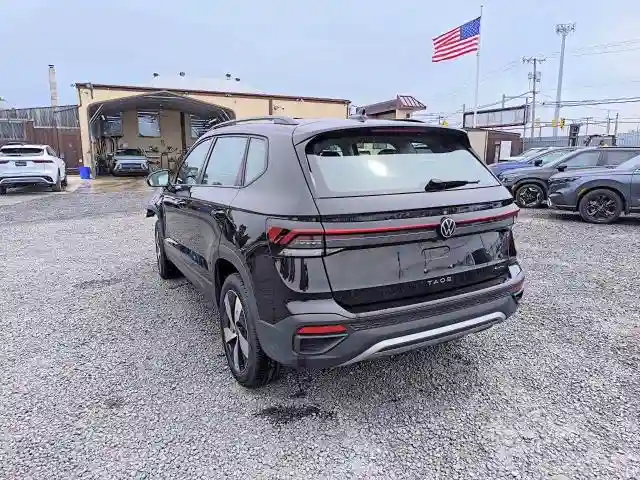 3VV8C7B29SM035364 2025 VOLKSWAGEN TAOS S-1