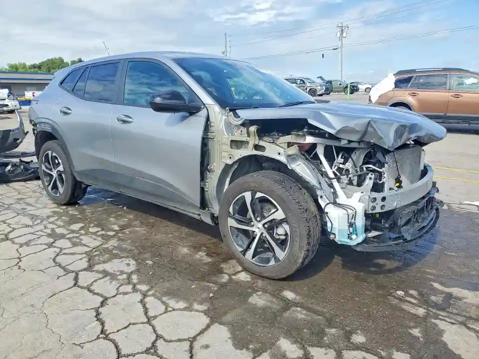 KL77LGEP9TC045913 2026 CHEVROLET TRAX-3
