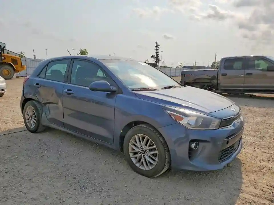 3KPA35AB1JE064064 2018 KIA RIO-3