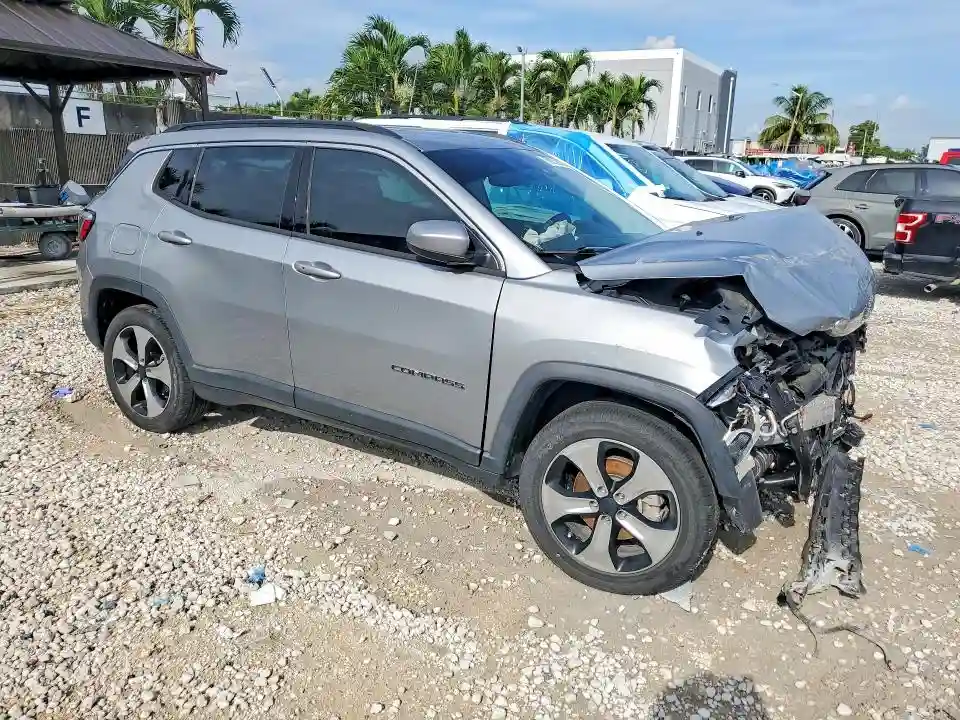 3C4NJCBB7LT258008 2020 JEEP COMPASS-3