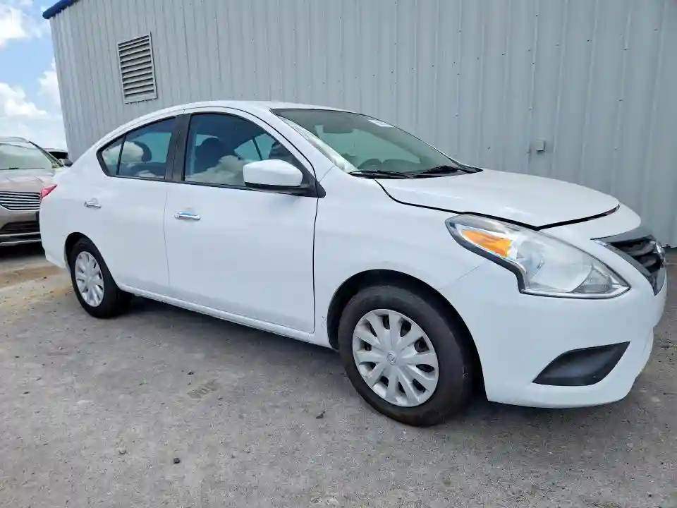 3N1CN7AP5HL806937 2017 NISSAN VERSA-3