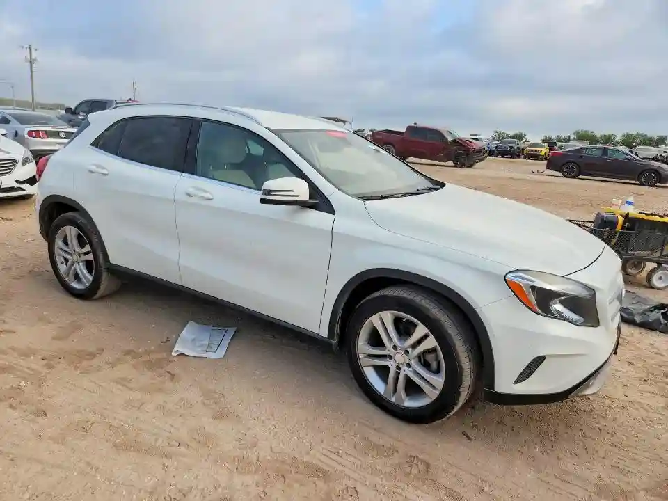WDCTG4EB9HJ336062 2017 MERCEDES-BENZ GLA-CLASS-3