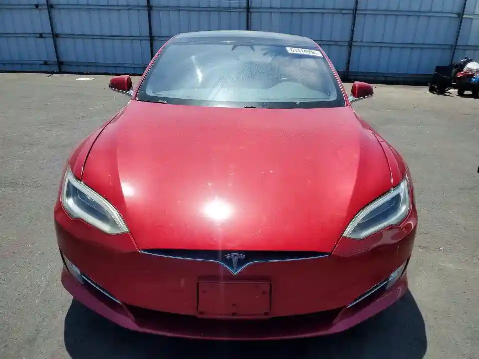 5YJSA1E27JF281321 2018 TESLA MODEL S-4