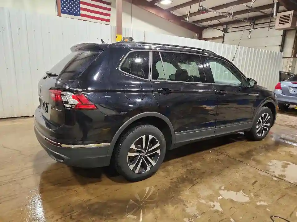 3VVFB7AX0PM017379 2023 VOLKSWAGEN TIGUAN-2
