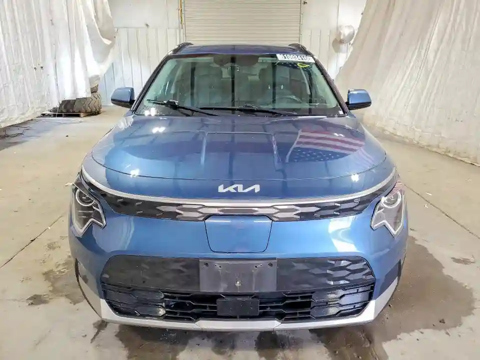KNDCR3L14P5046002 2023 KIA NIRO-4