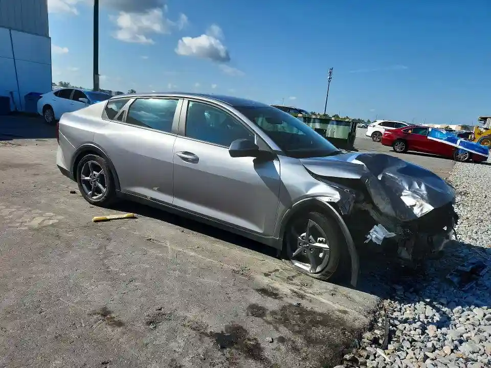 3KPFT4DE1SE065304 2025 KIA K4 LXS-3