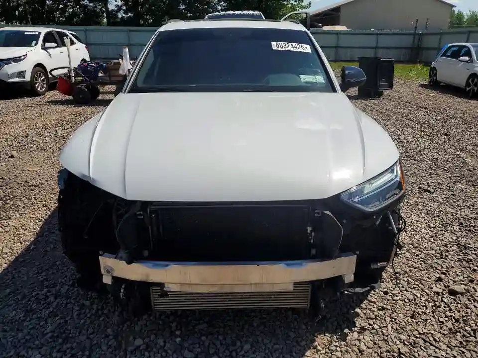 WA1B4AFY3M2104163 2021 AUDI SQ5-4