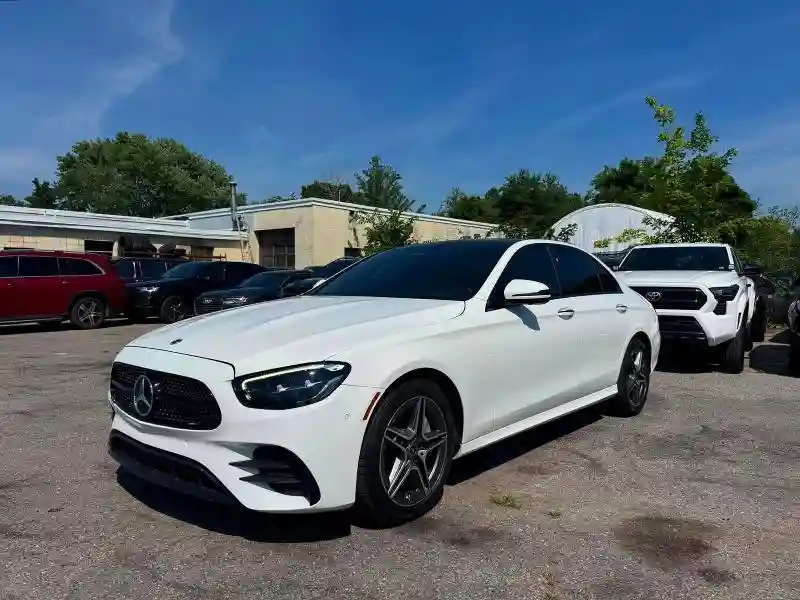 W1KZF8DB3NB025475 2022 MERCEDES-BENZ E-CLASS-1