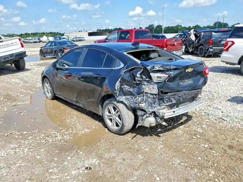 1G1BE5SM7J7120662 2018 CHEVROLET CRUZE-1