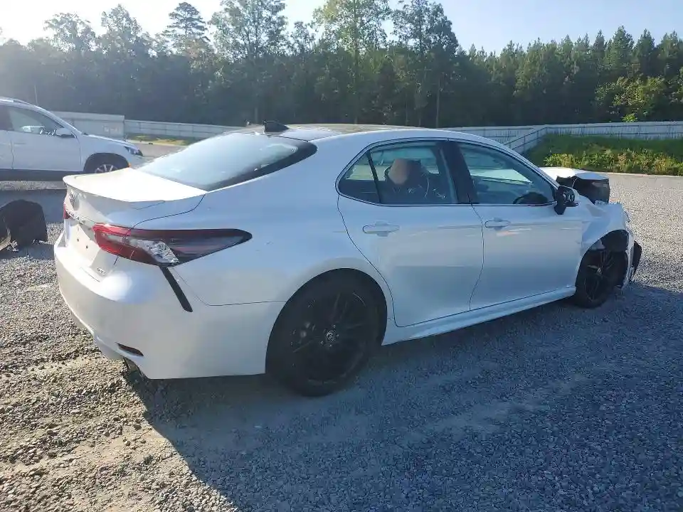 4T1K61AK7MU610744 2021 TOYOTA CAMRY-2