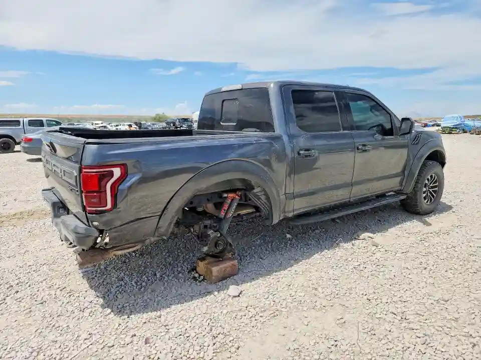 1FTFW1RG4KFB12122 2019 FORD F150-2