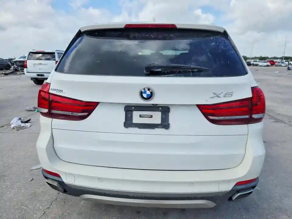 5UXKR2C53J0Z21663 2018 BMW X5-5