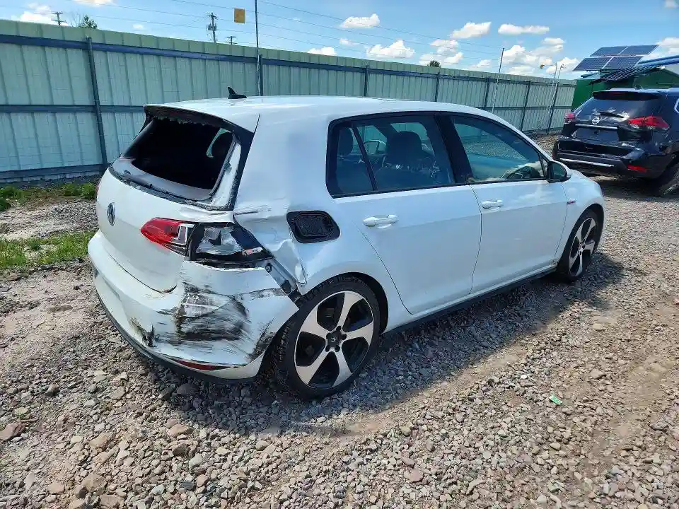 3VW5T7AU4FM102959 2015 VOLKSWAGEN GTI-2