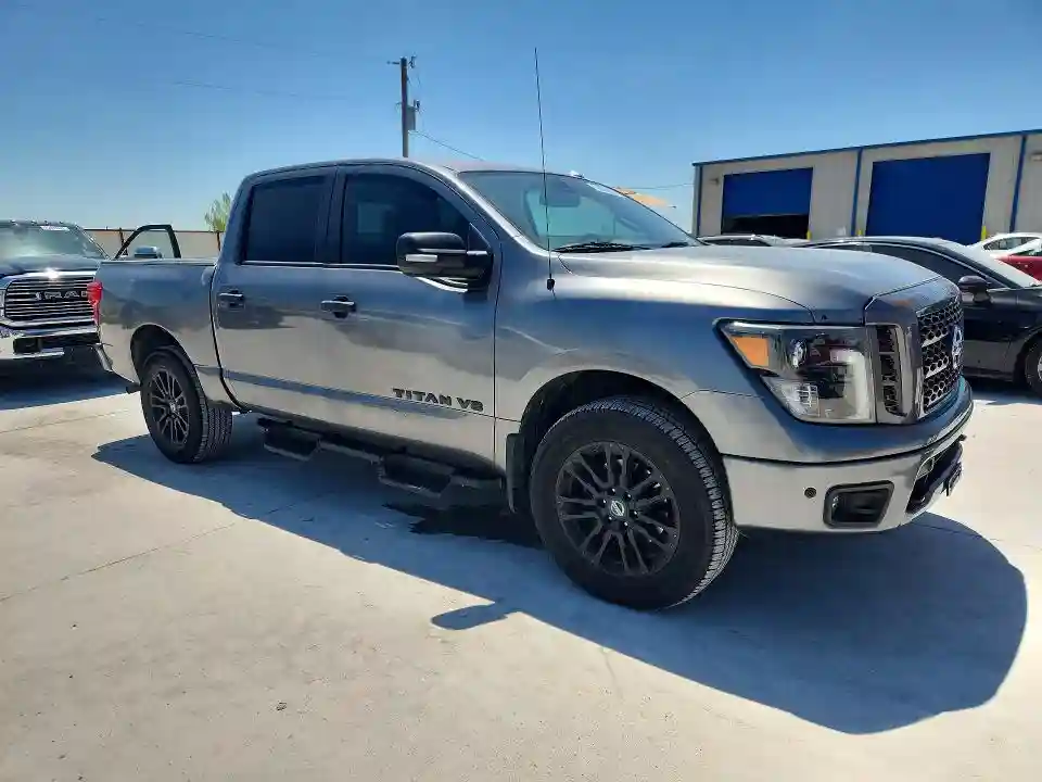 1N6AA1E51KN528726 2019 NISSAN TITAN-3