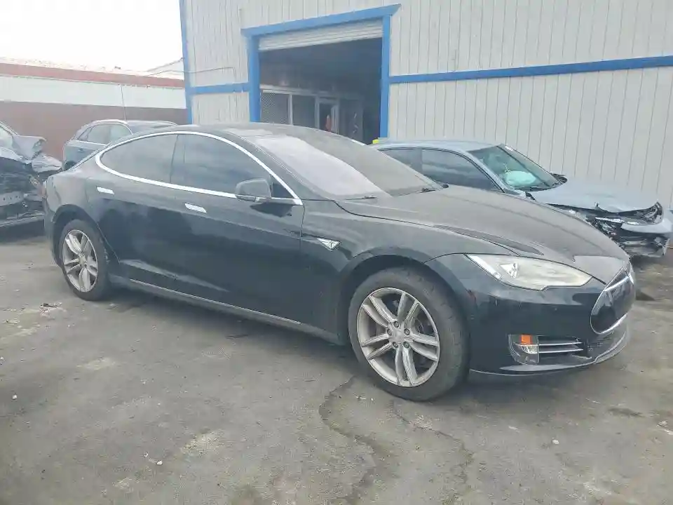 5YJSA1E19FF116174 2015 TESLA MODEL S-3