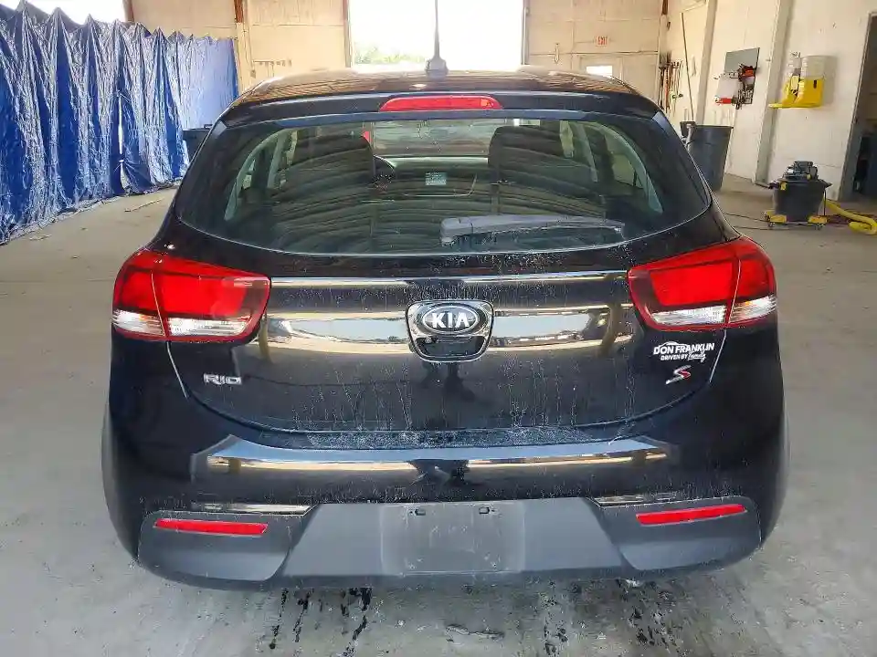 3KPA25AB9JE044518 2018 KIA RIO 5-DOOR-5