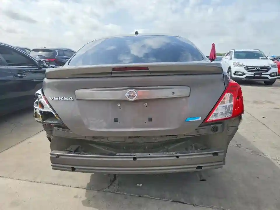 3N1CN7AP5FL859764 2015 NISSAN VERSA-5