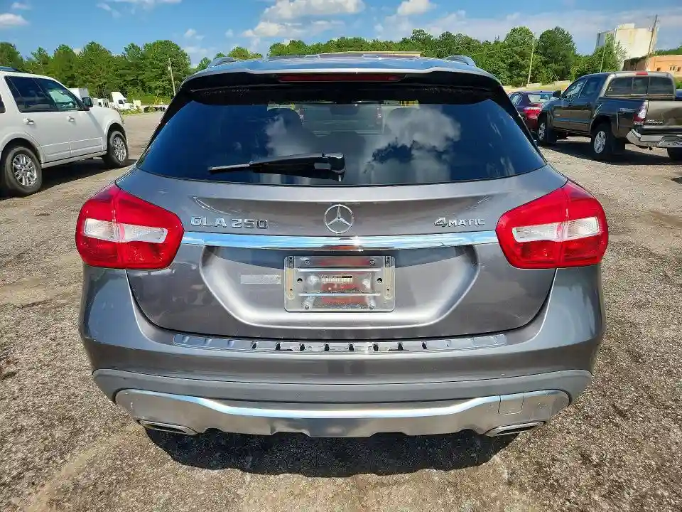 WDCTG4GB3JJ371070 2018 MERCEDES-BENZ GLA-CLASS-5