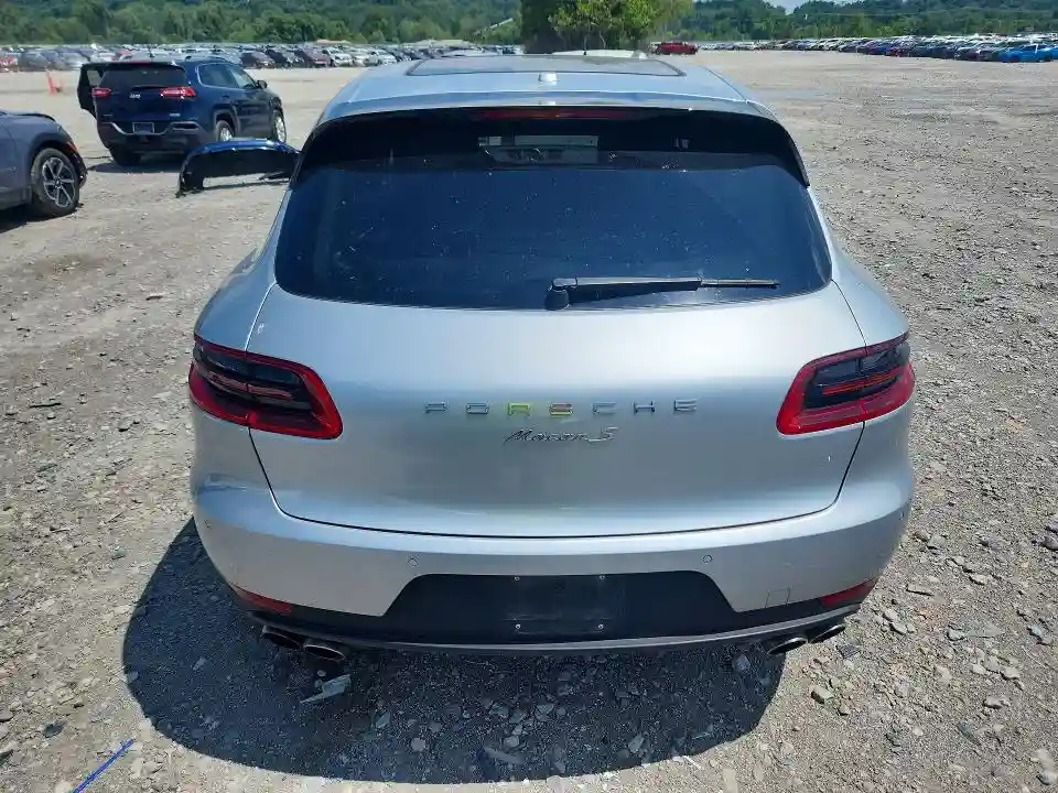 WP1AB2A55GLB58846 2016 PORSCHE MACAN-5