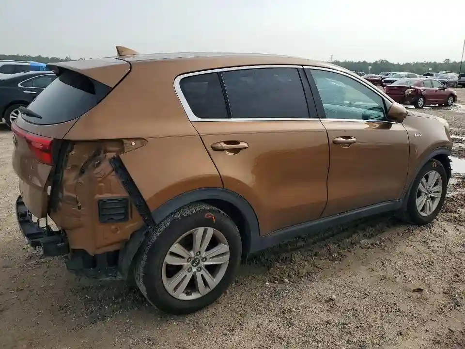 KNDPMCAC5J7447493 2018 KIA SPORTAGE-2