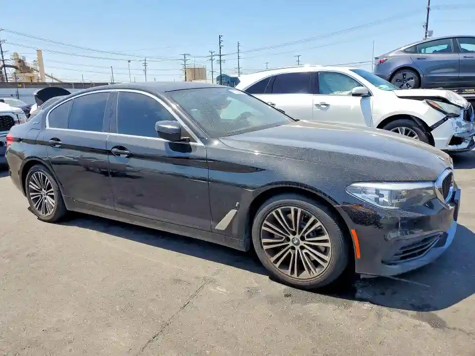 WBAJA9C57KB254290 2019 BMW 5 SERIES-3