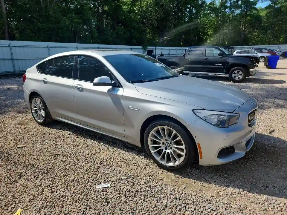 WBA5M4C3XHD187174 2017 BMW 5 SERIES-3