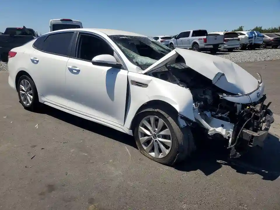 5XXGT4L30GG067046 2016 KIA OPTIMA-3