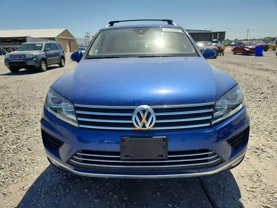 WVGEF9BP2GD010093 2016 VOLKSWAGEN TOUAREG-4