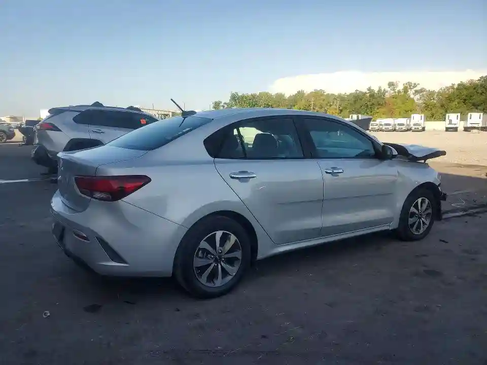 3KPA24AD0NE474522 2022 KIA RIO-2