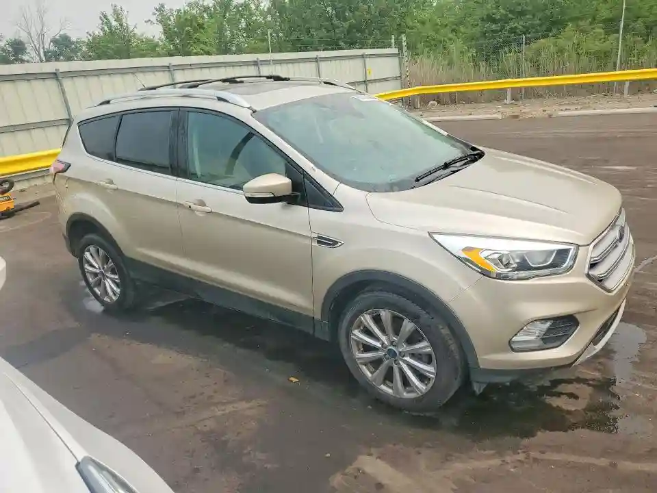 1FMCU9J96HUD47464 2017 FORD ESCAPE-3