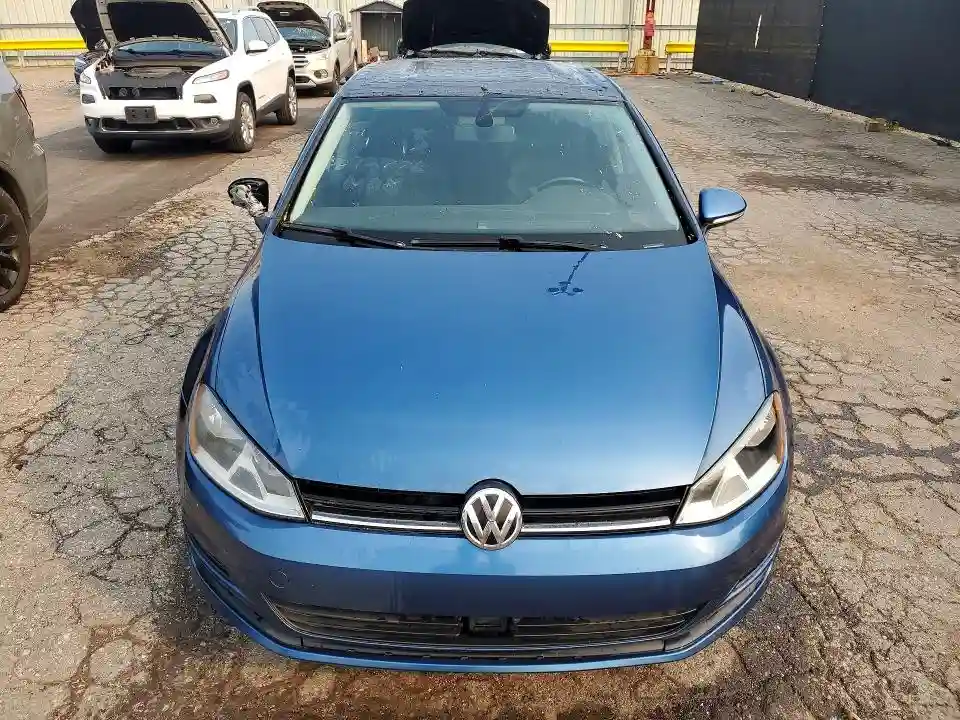 3VW117AU1HM069717 2017 VOLKSWAGEN GOLF-4