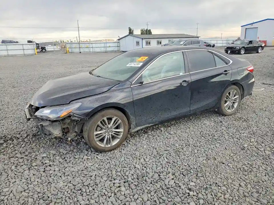 4T1BF1FK2HU304646 2017 TOYOTA CAMRY-0