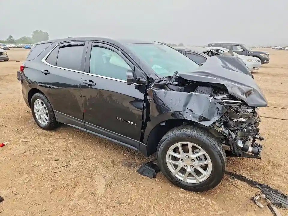 3GNAXKEV1NL257153 2022 CHEVROLET EQUINOX-3