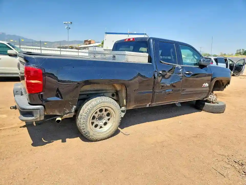 1GCVKREC8HZ355139 2017 CHEVROLET SILVERADO-2