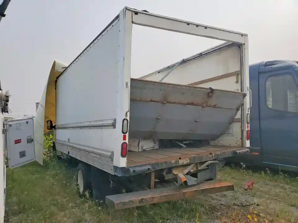 7GZ37TCG4HN009319 2017 GMC SAVANA-1