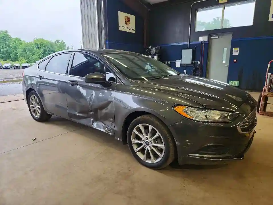 3FA6P0H71HR136632 2017 FORD FUSION-3