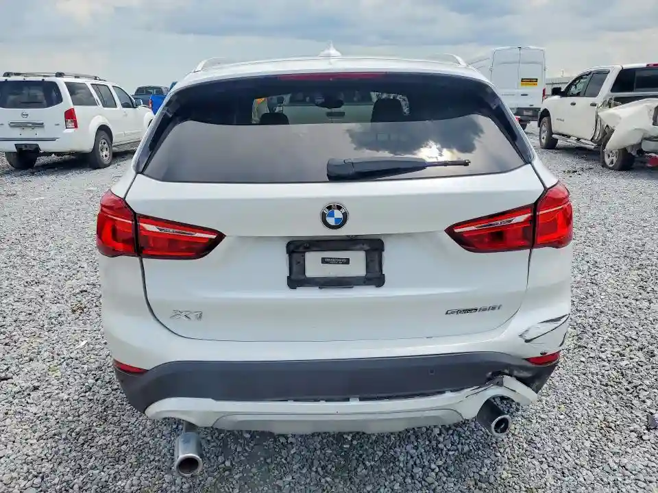WBXJG7C02M5T59544 2021 BMW X1-5