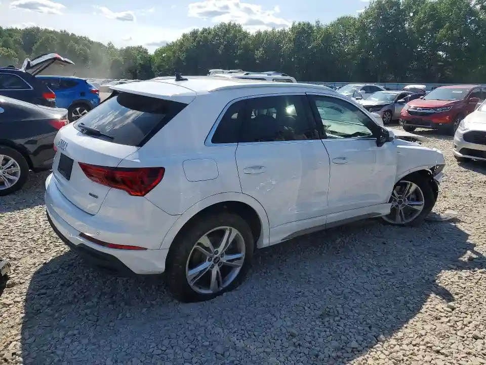 WA1EECF35R1182659 2024 AUDI Q3-2