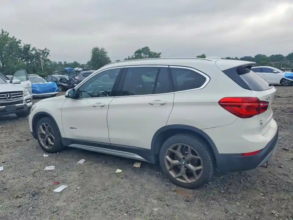 WBXHT3Z32G4A48942 2016 BMW X1-1