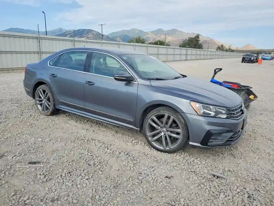 1VWAT7A3XGC051122 2016 VOLKSWAGEN PASSAT-3