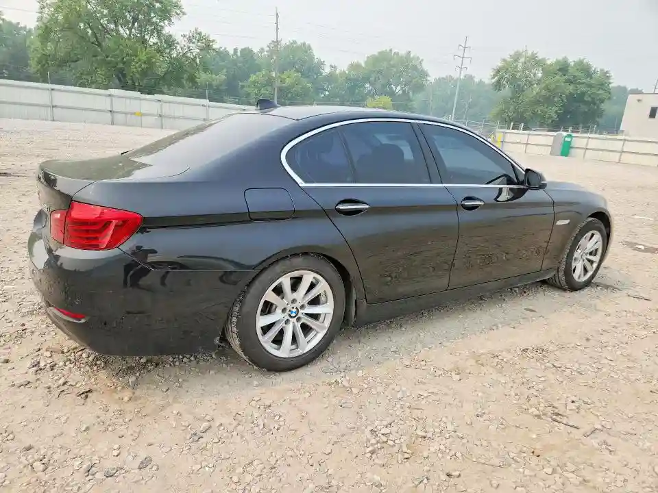 WBA5A7C54FD620898 2015 BMW 5 SERIES-2