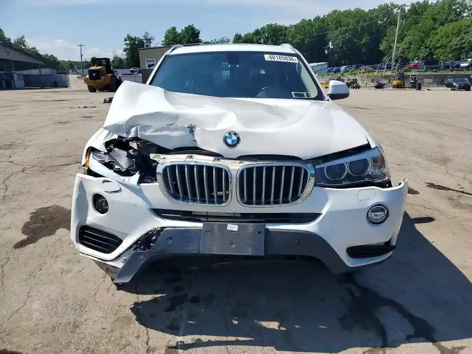 5UXWX9C32H0T19460 2017 BMW X3-4