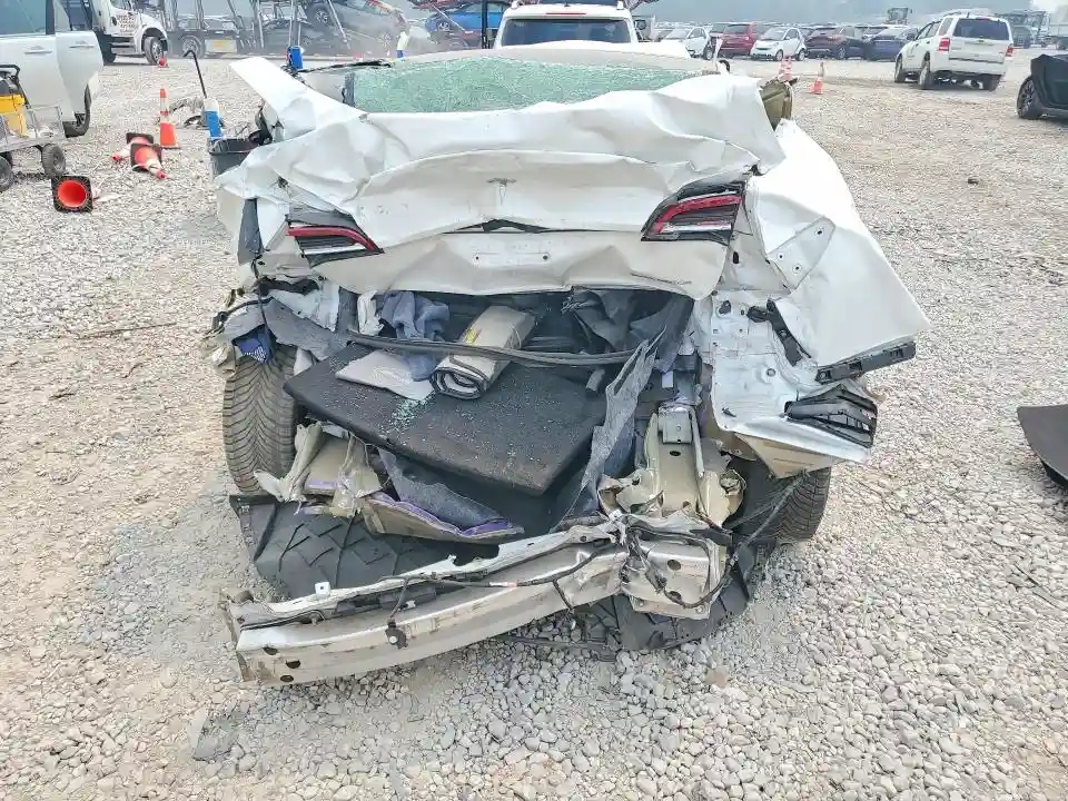 5YJ3E1EB5MF088128 2021 TESLA MODEL 3-5