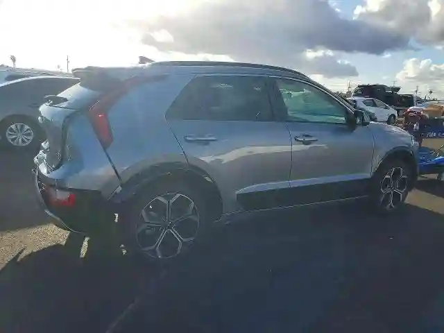 KNDCR3LE9P5101479 2023 KIA NIRO-2